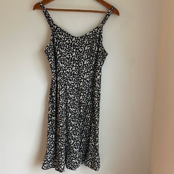 Old Navy | Animal Print Linen Cami Mini Dress. Size Medium - Picture 2 of 14